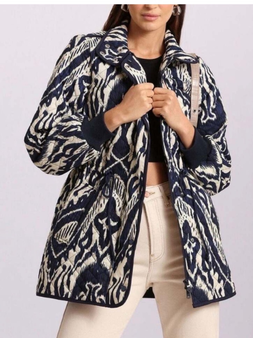NWOT Bagatelle Navy and Cream Ikat Cotton Print Jacket with adjustable Waist. L